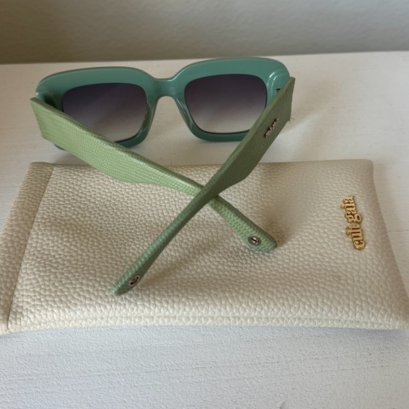 Cult Gaia Meira Sunglasses - Seaspray - Picture 2 of 3